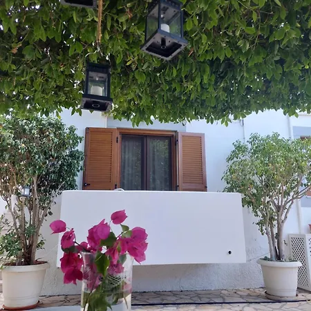 Stefanos Katsaros Apartament
